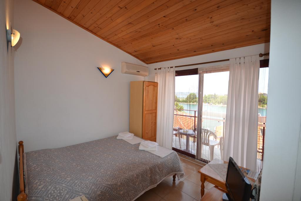 Guest House Olimpia ソゾポル エクステリア 写真